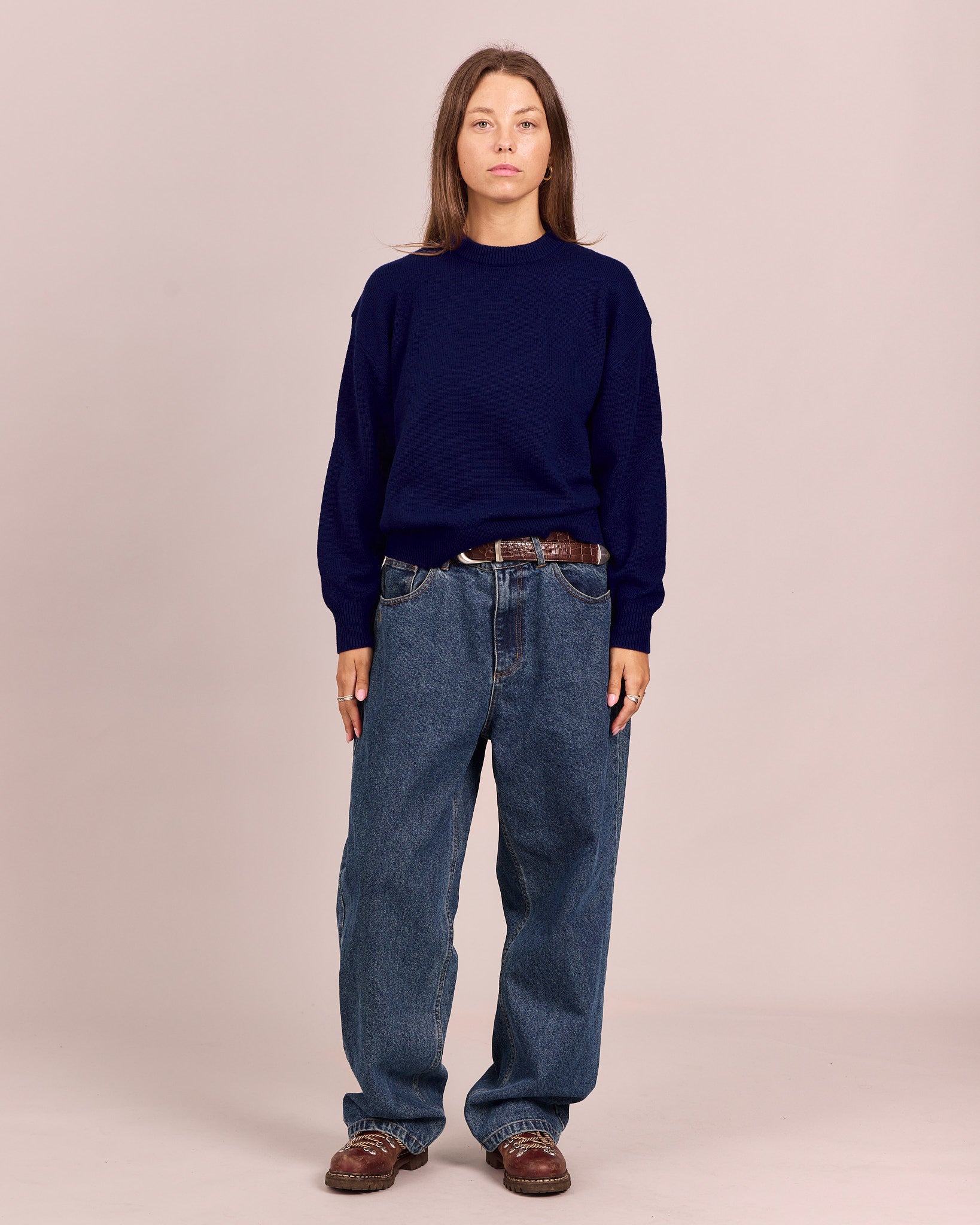 Essential Merino O-Neck Knit- Navy