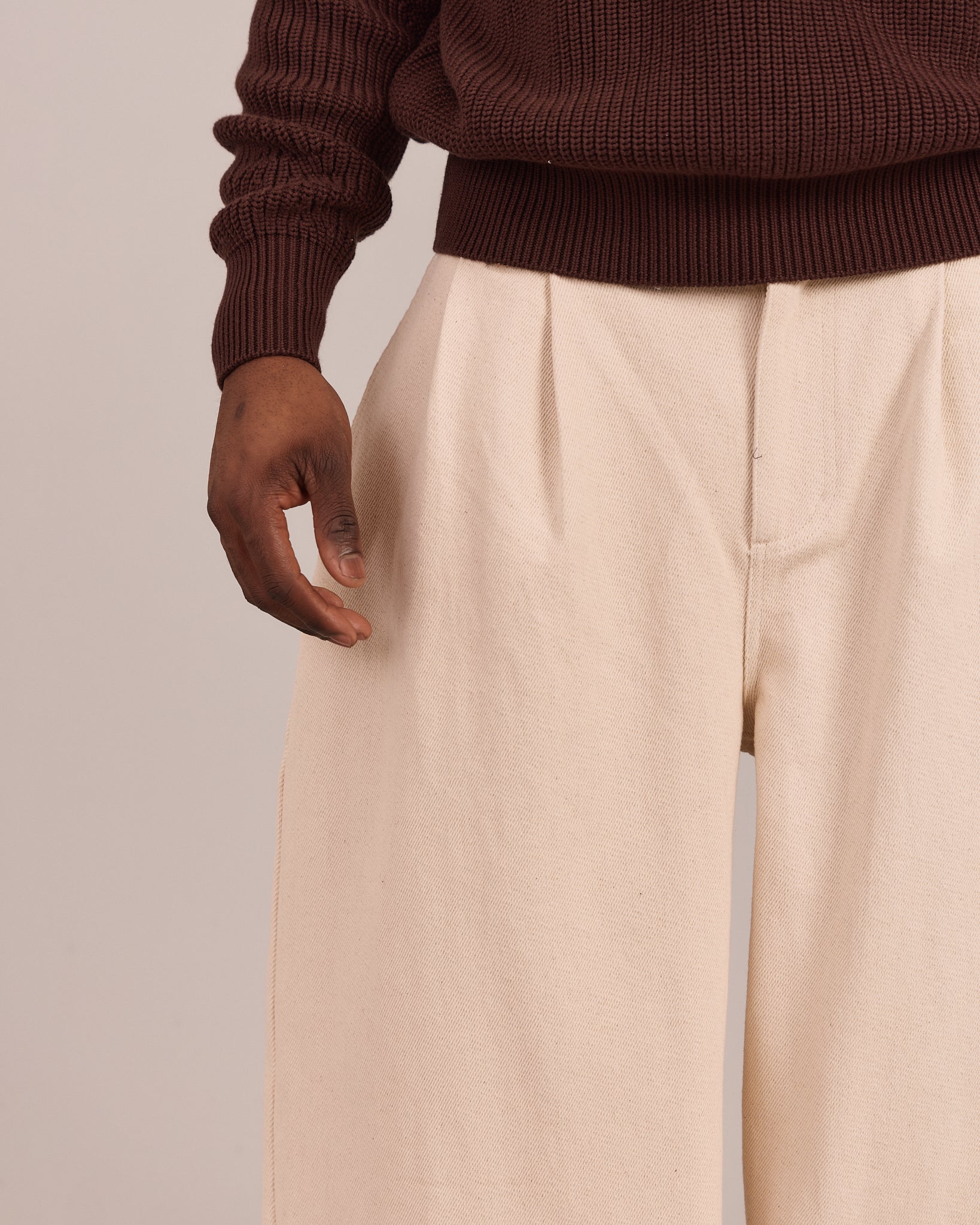 Baggy Pleated Jeans - Beige