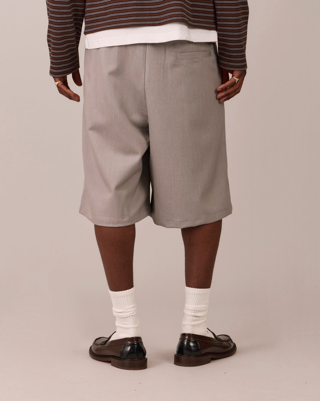 Relaxed Suit Shorts - Grey