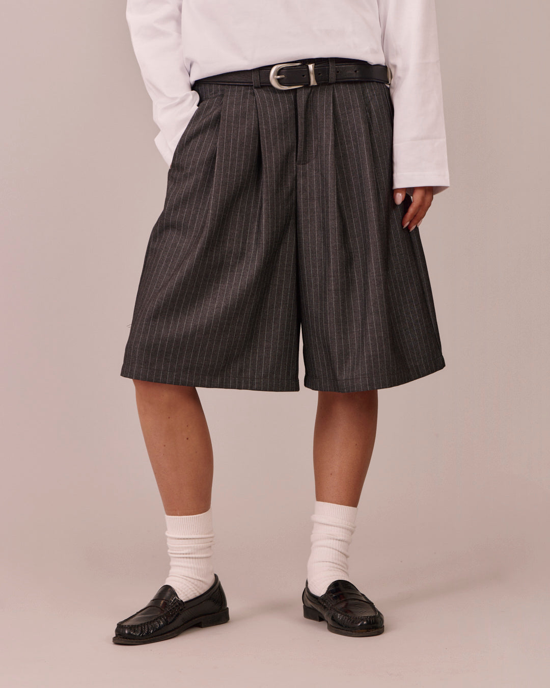 Relaxed Suit Shorts - Grey Stripe